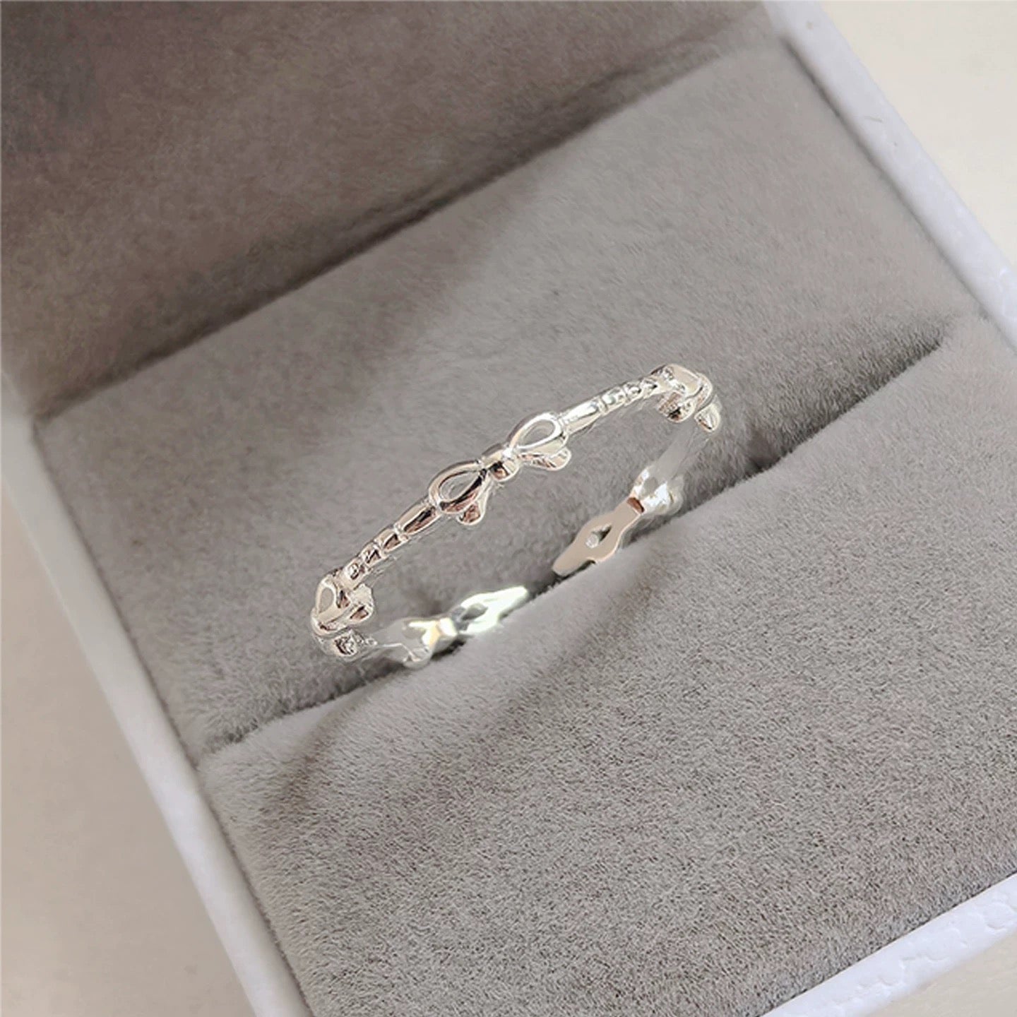 knot ring (R2)
