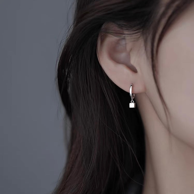 block pierce (P26)