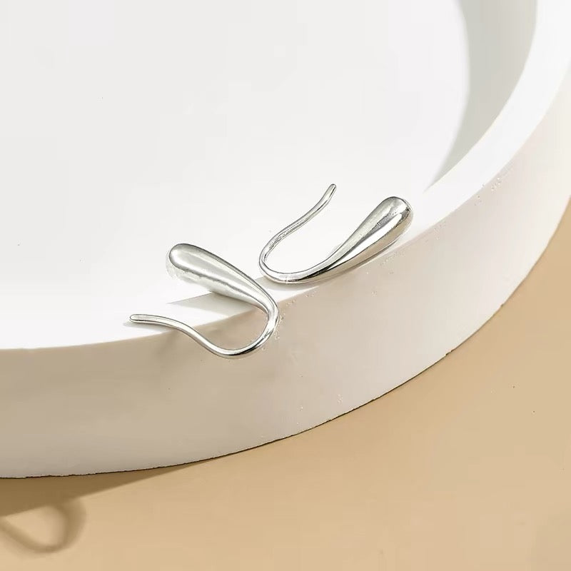twist pierce (P14)