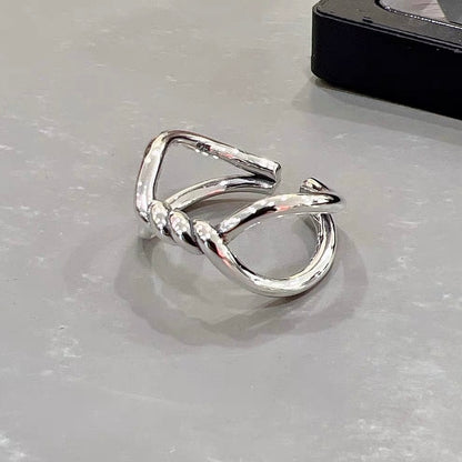 knot ring (R7)