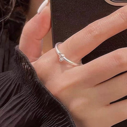 knot ring (R8)