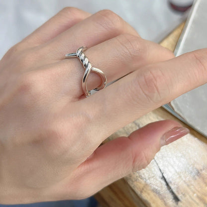 knot ring (R7)