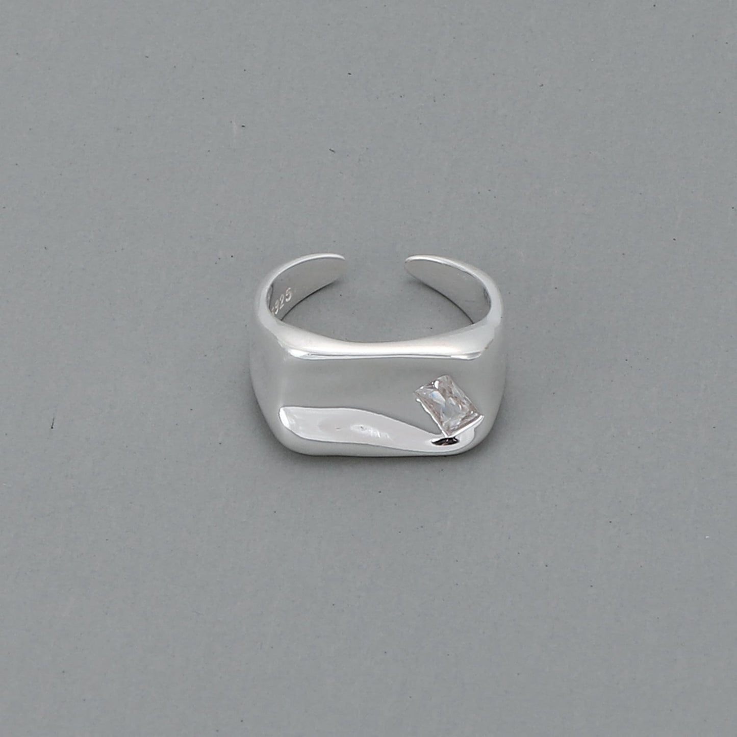 square ring (R18)