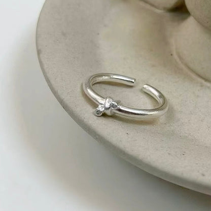 knot ring (R8)