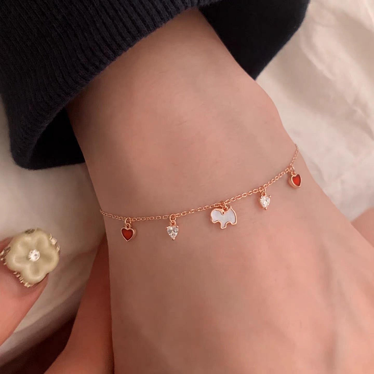 tiny symphony bracelet (B6)