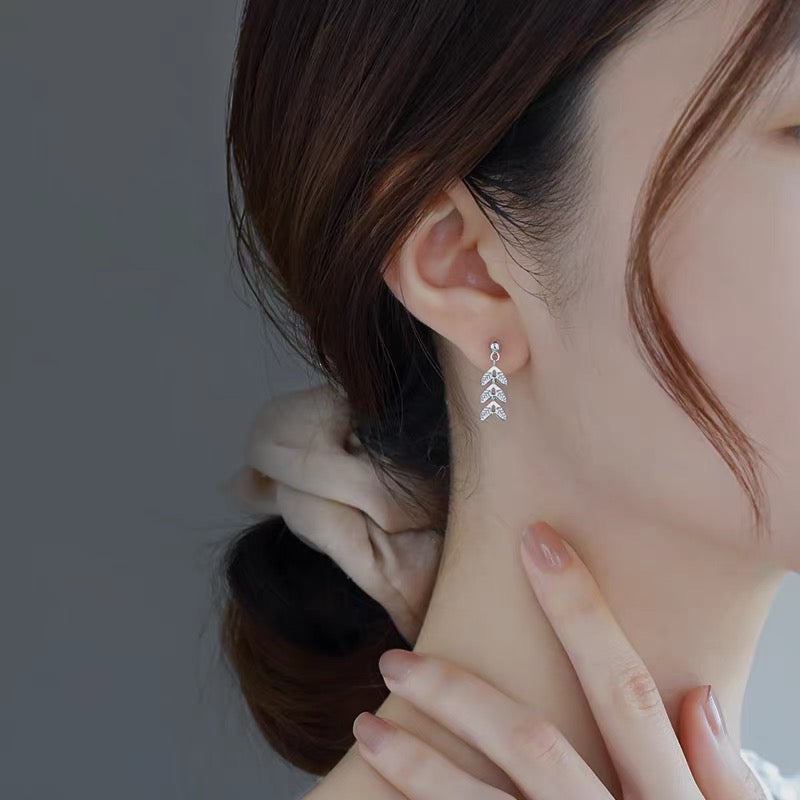 leaf pierce (P35)