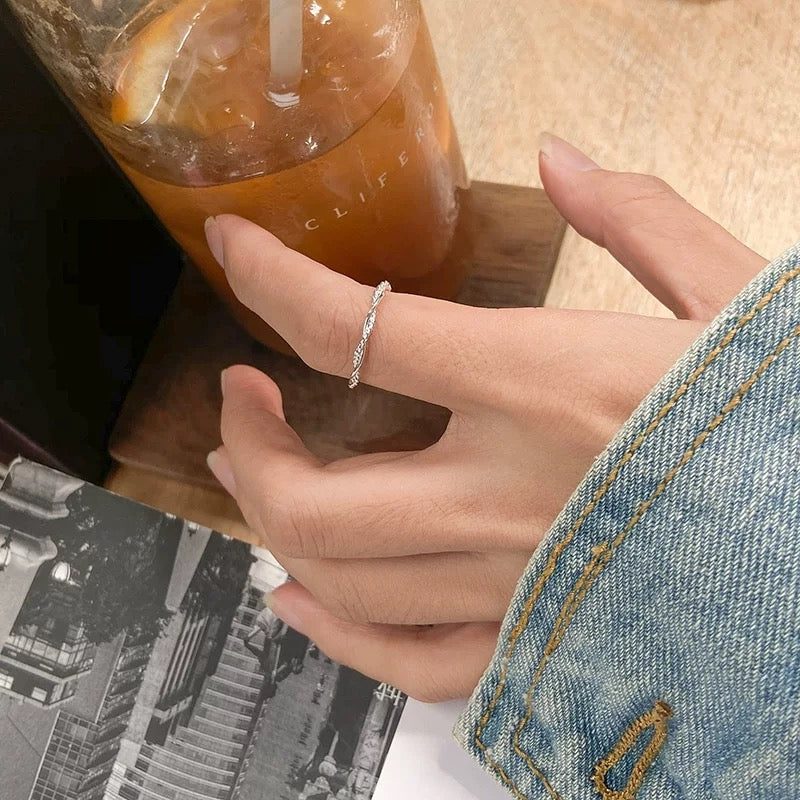 twist ring (R6)