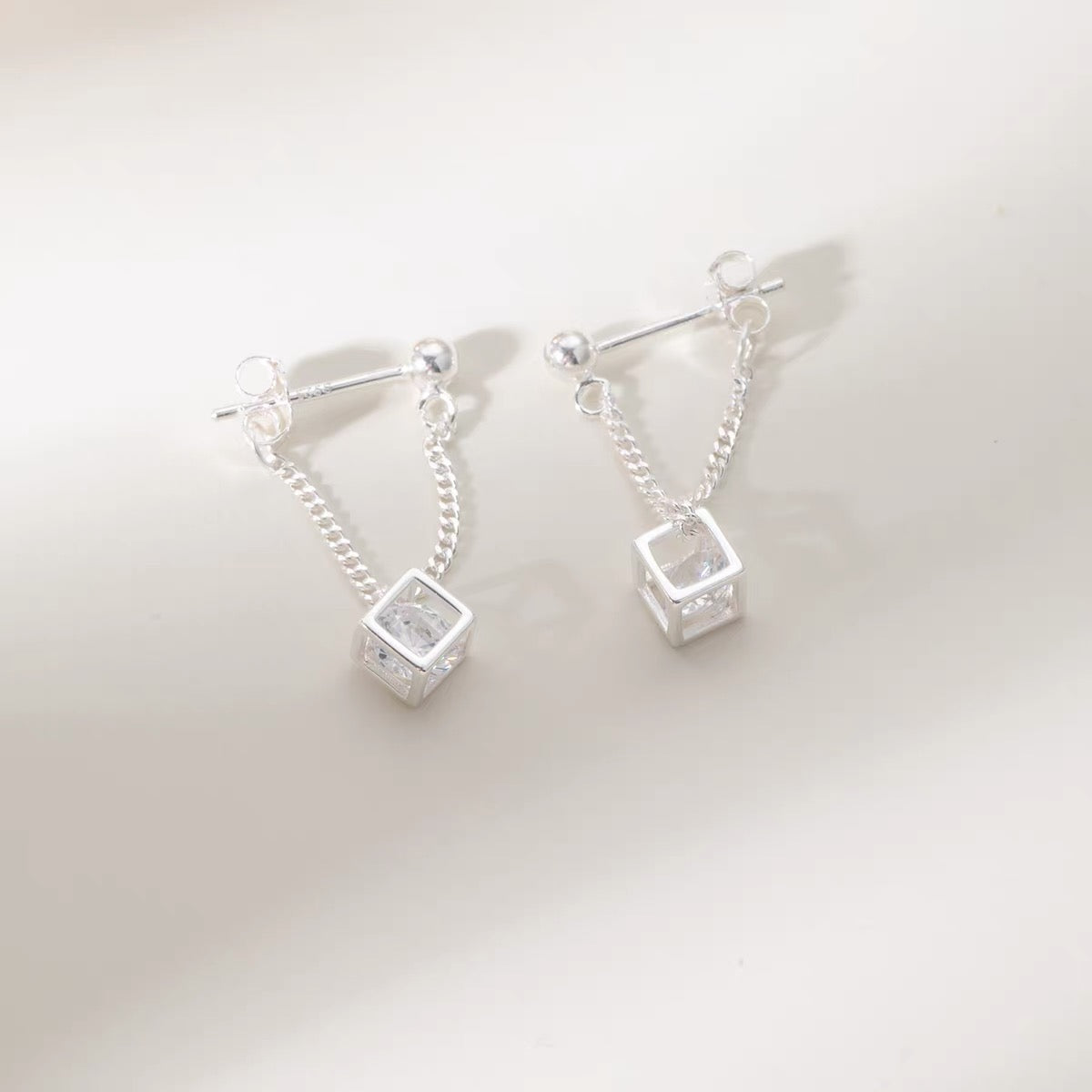 square chain pierce (P30)