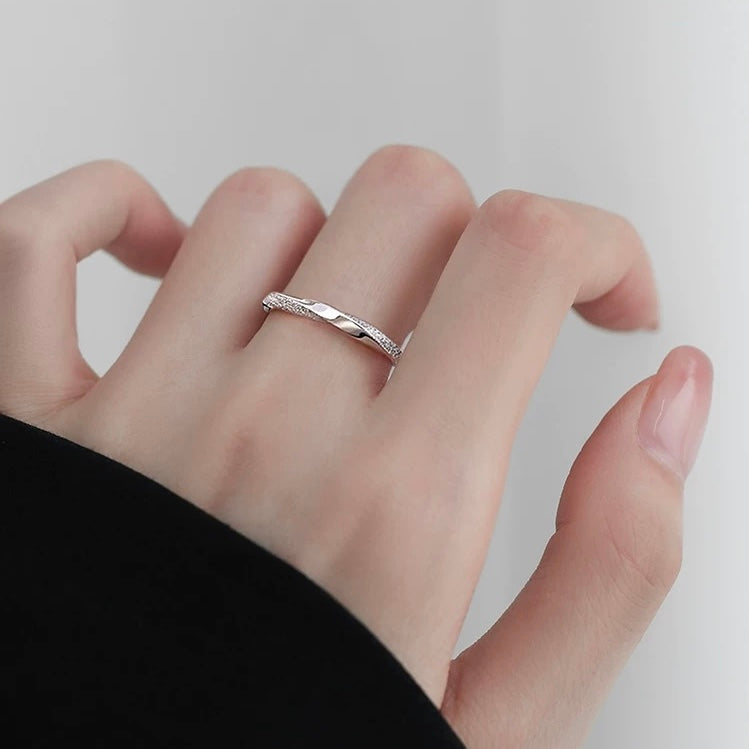 twist ring (R1)