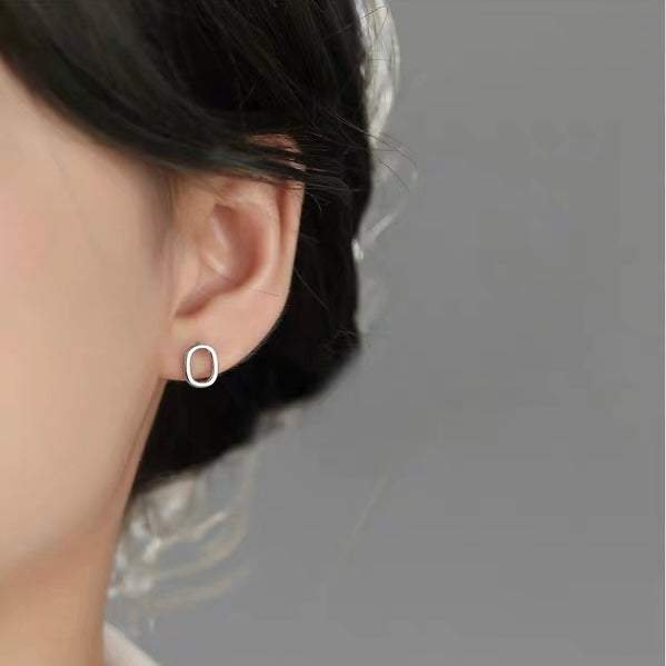 circle pierce (P25)