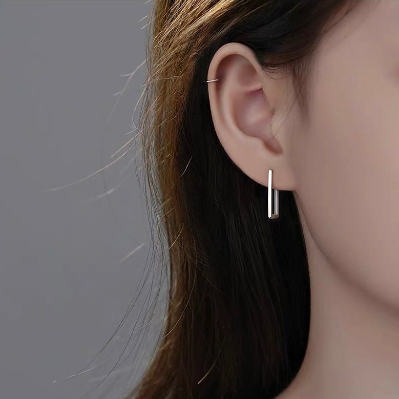 square pierce (P13)