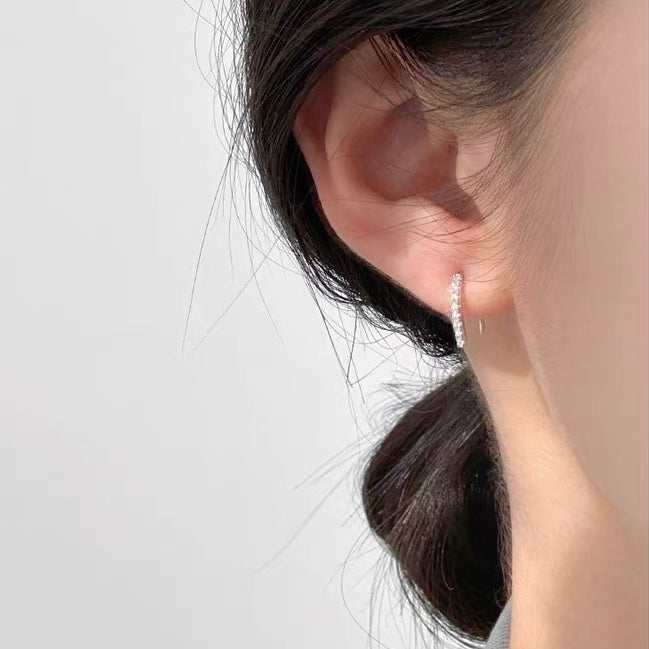 hook pierce (P9)