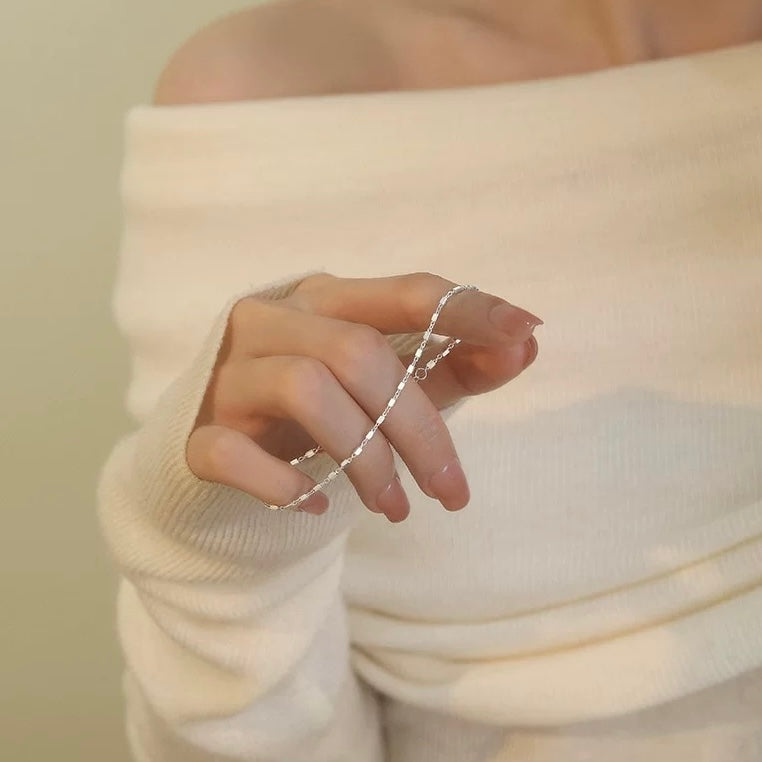 thin bracelet (B4)