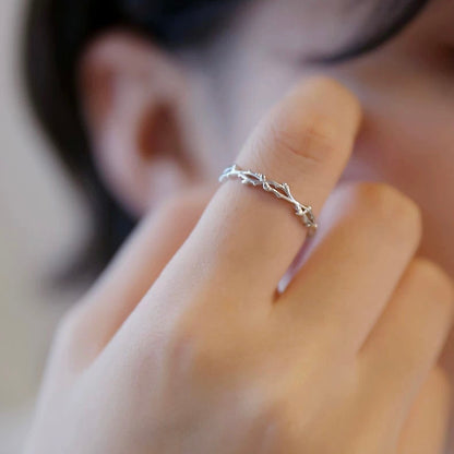 twig ring (R3)
