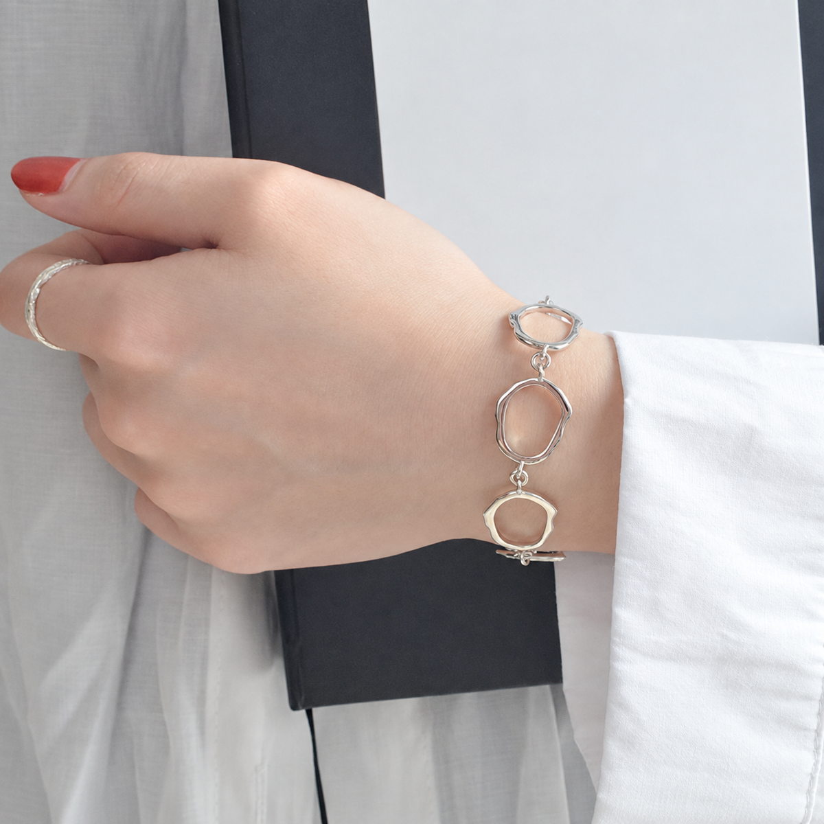 chain bracelet (B42)