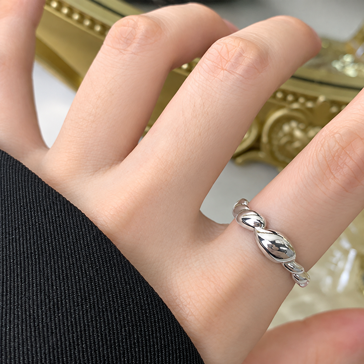 twist ring (R36)