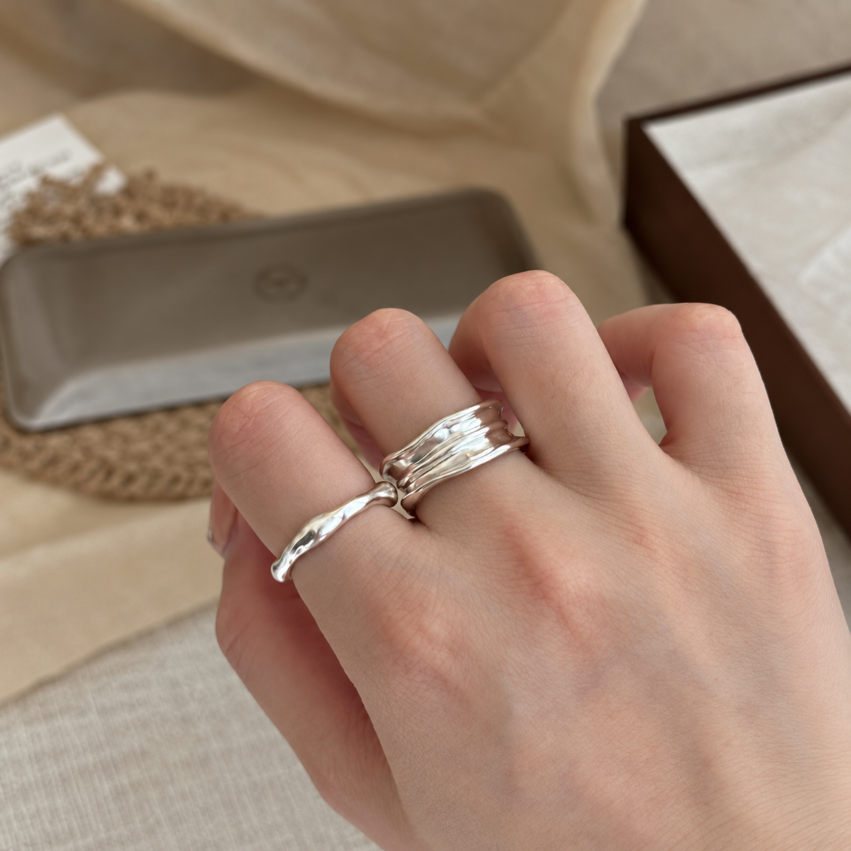 twist ring (R43)