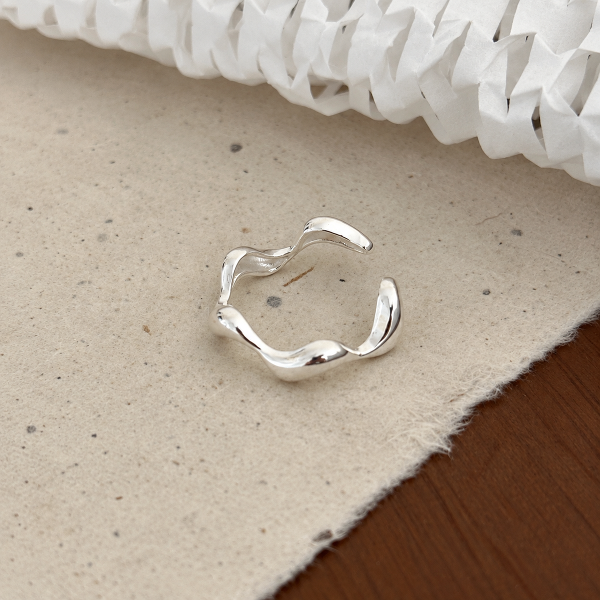 twist ring (R45)